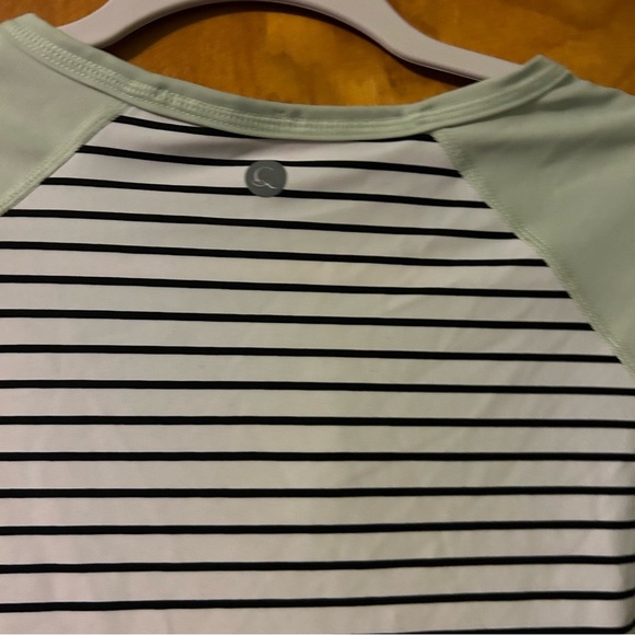Lane Bryant cacique swim rash guard swim stripe top tankini shirt size 18/20 2x - Picture 4 of 4